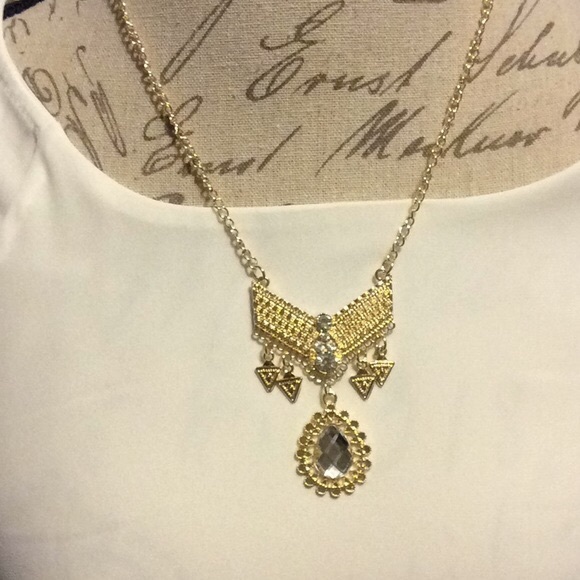 ⭐️Discount Shipping⭐️ Multi Stone Design Drop - Picture 2 of 6